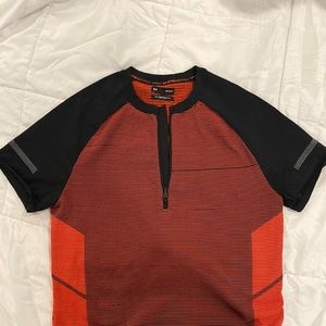 Under Armour Intelli-Knit 1/4 Zip Shirt